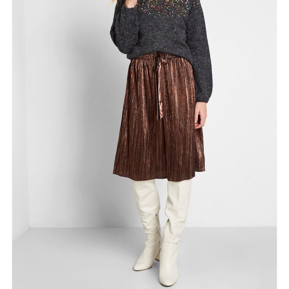 🤣MODCLOTH Bronze Metallic Micro Pleat Midi Skirt